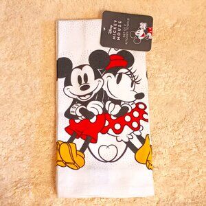 NWT ~ Disney Mickey Mouse Kitchen Towels (Set of 2)